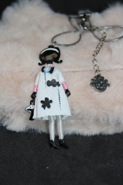 Collier 1915 (3.95)