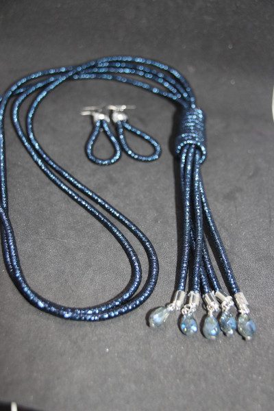 Ensemble sautoir + BO bleu marine