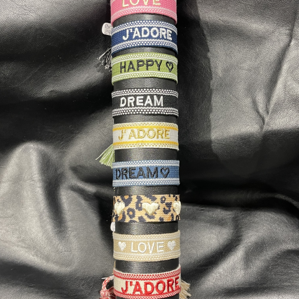 Bracelet ruban tissé et brodé